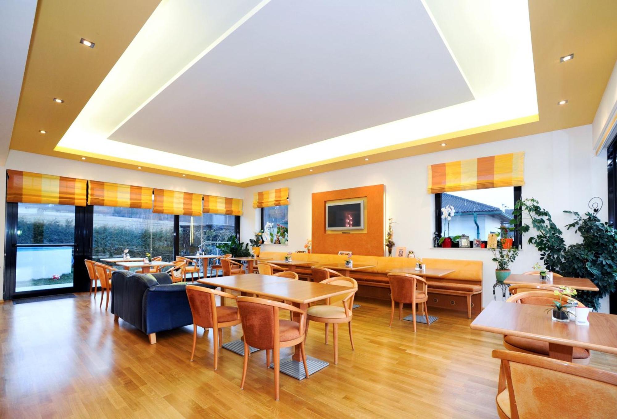 MARTINIHOF - Bad Tatzmannsdorf Hotell Exteriör bild