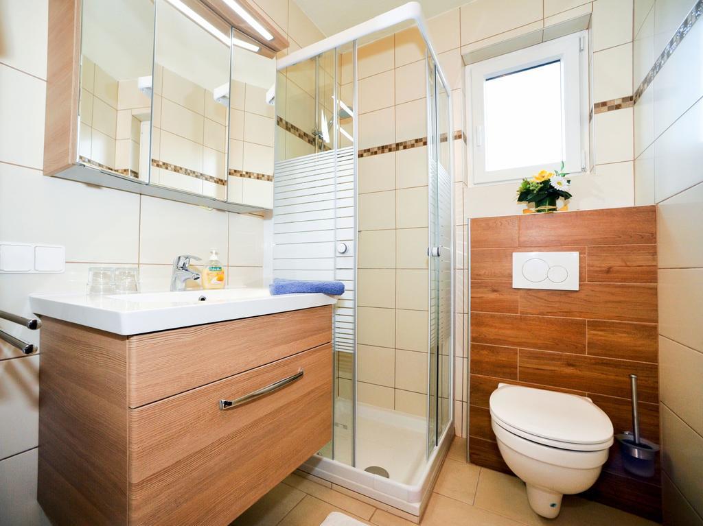 MARTINIHOF - Bad Tatzmannsdorf Hotell Rum bild