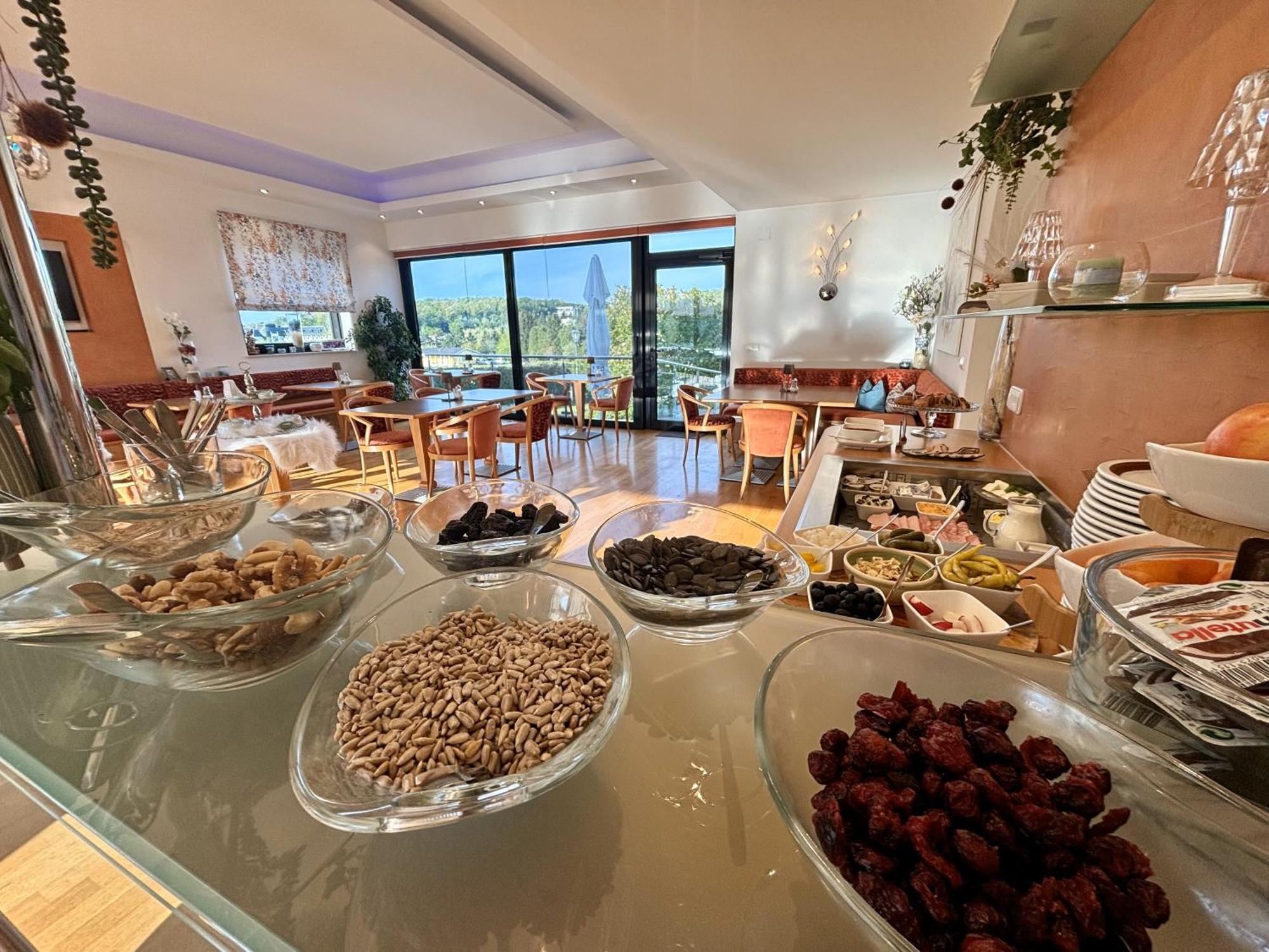 MARTINIHOF - Bad Tatzmannsdorf Hotell Exteriör bild