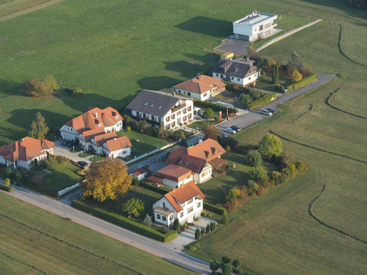 MARTINIHOF - Bad Tatzmannsdorf Hotell Exteriör bild